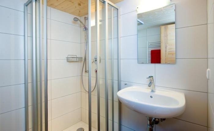Haus Gaudenz Lejlighed Warth  Værelse billede